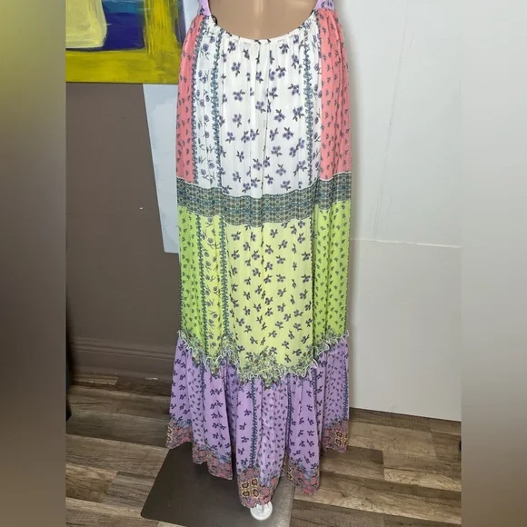 Forever 21 Boho Floral Patchwork Tiered Maxi Dress - Small - Picture 11 of 16